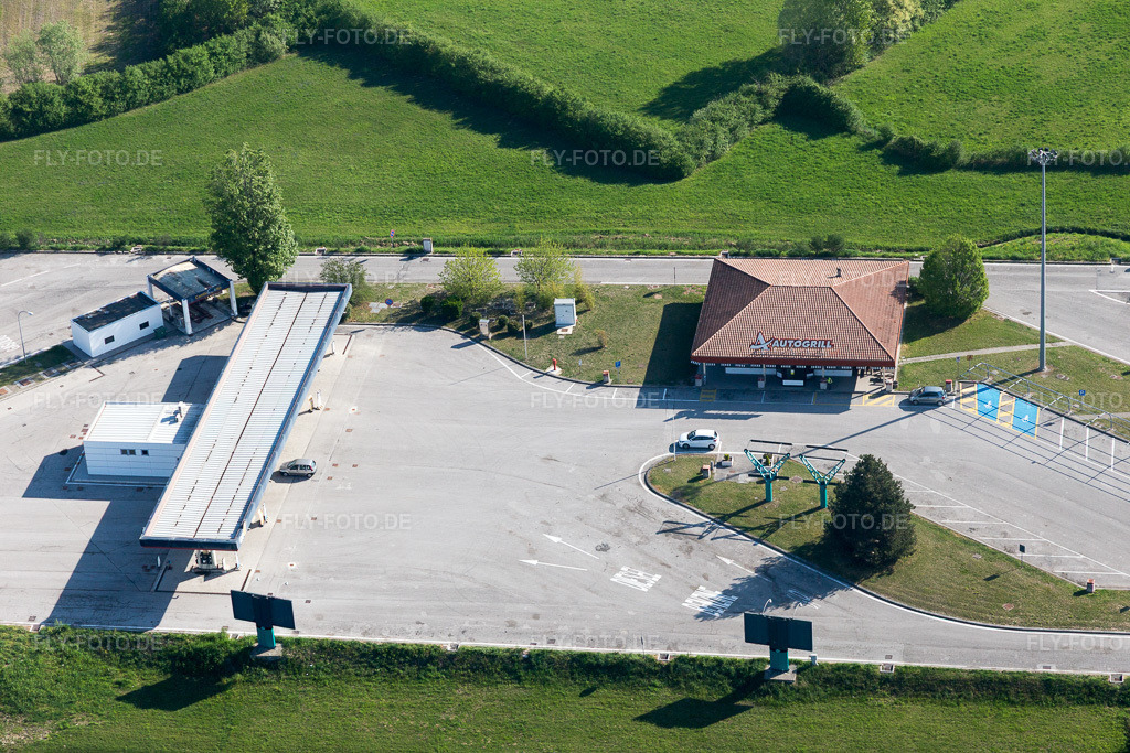 Luftbild: Ortsansicht in Sega-Malcanton im Bundesland Venetien in Italien. Foto: IMG_098855.jpg vom 08.04.2017 durch Werner Riehm/FLY-FOTO.de