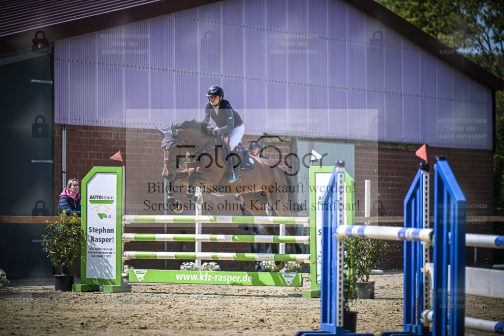 DOS_8622 | Entdecke hochwertige Reitturnierfotos von Foto Oger. Professionell, emotional und authentisch – jetzt Lieblingsmomente im Shop bestellen. - Realisiert mit Pictrs.com