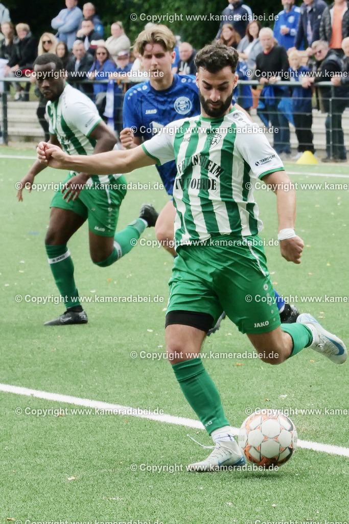 Fußball : Bezirksliga : TV Voerde - FC Sterkrade 72 | Fußball : Bezirksliga : TV Voerde - FC Sterkrade 72 am 25.05.2025 in Voerde - Realisiert mit Pictrs.com