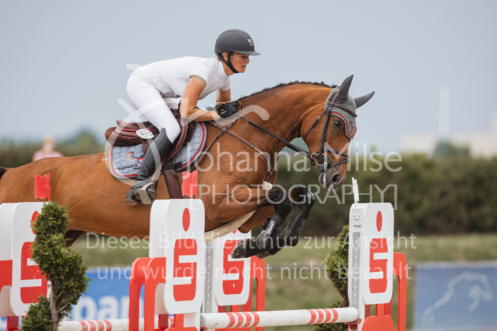 240627_LüPfSpTa_SprPf-L-118 | Deine schönsten Turniermomente als professionelle Fotos! Entdecke hochwertige Pferdesport-Fotografie im Online-Shop. Jetzt Fotos finden & bestellen!