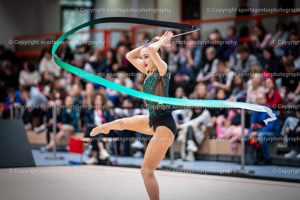 85B_7543 | HUN Berta Julia Nemeth Gymnastik International 2026 in der Sporthalle Schmiden in Fellbach (Deutschland).Foto: Klaus Gruber / sportagenturphotography - Realisiert mit Pictrs.com