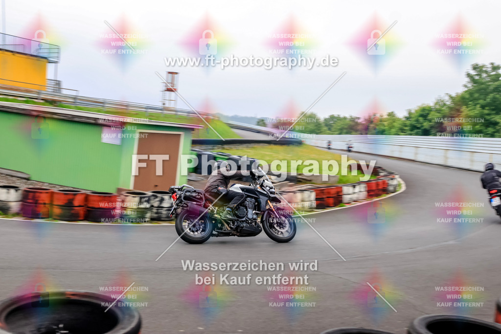 _TCM3107 | Hier findet Ihr Bilder von Touristenfahrten auf der Nürburgring Nordschleife oder von anderen Veranstaltungen die ich besucht habe. Viel Spass beim Durch Schauen 