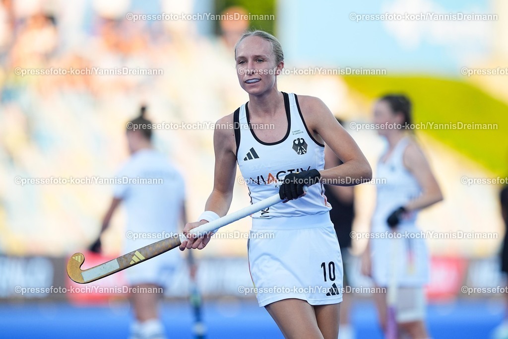 xydrx11082503060 | 11.08.2025, xydrx, Frauen EuroHockey Championship 2025, Gruppenphase, Gruppe A, Deutschland - Niederlande, Sparkassenpark Mönchengladbach: Lisa Nolte (GER #10)