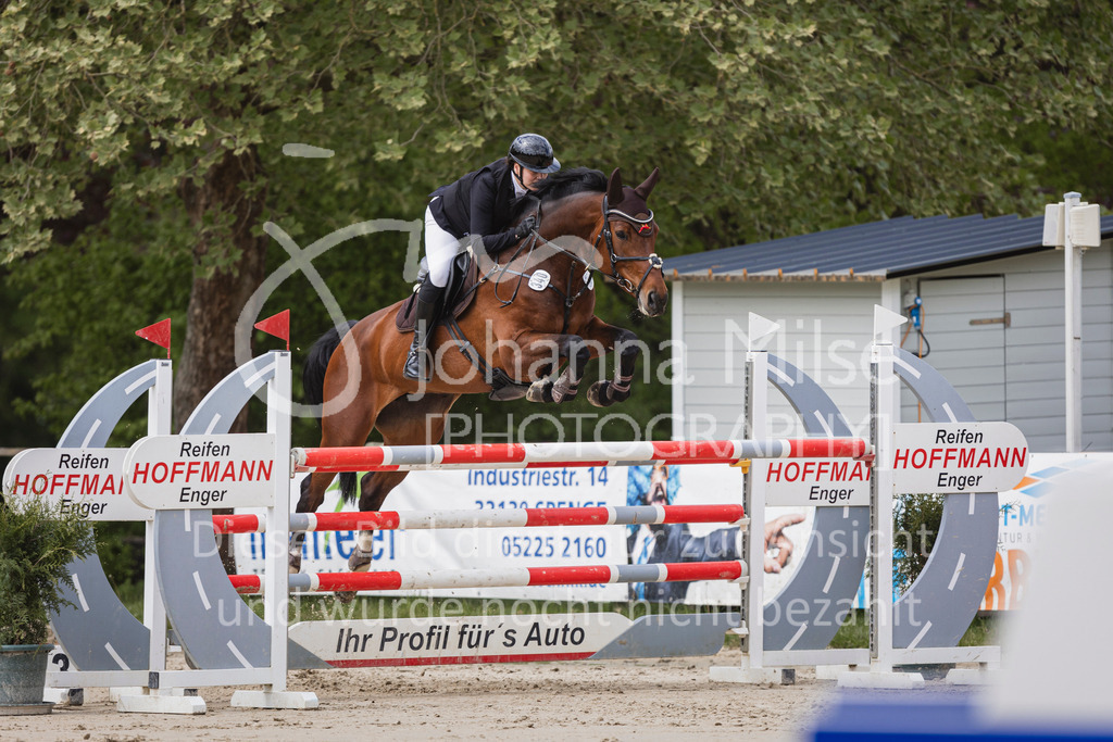 250504_SpengeW_M2-Spr-465 | Deine schönsten Turniermomente als professionelle Fotos! Entdecke hochwertige Pferdesport-Fotografie im Online-Shop. Jetzt Fotos finden & bestellen!