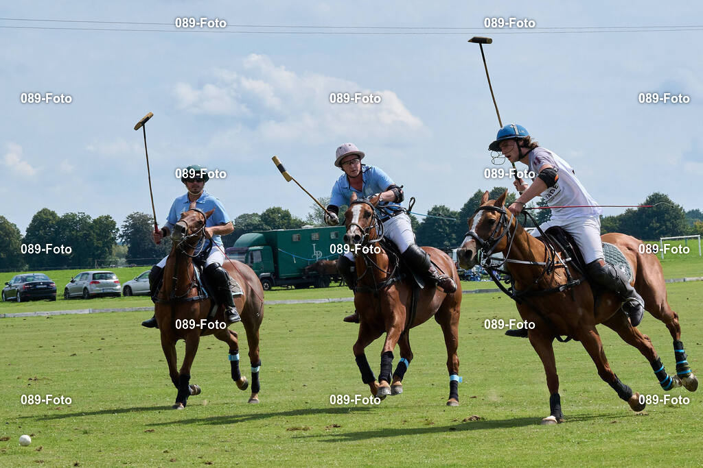 La Tarde Summer Cup 2025, Ostersee Polo Team vs La Tarde Polo Team | La Tarde Polo Club Munich, La Tarde Summer Cup 2025, Ostersee Polo Team vs La Tarde Polo Team, 2025-08-24Foto: 089-foto.org - Realisiert mit Pictrs.com