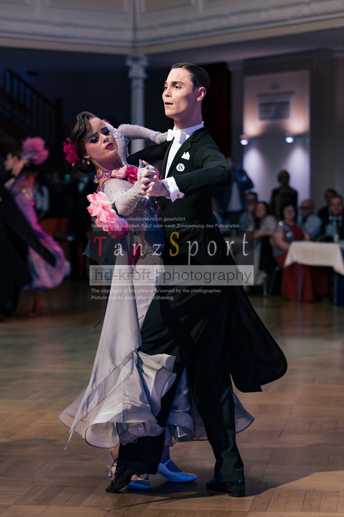 20251129_DM-HGS-S-Std_10012 | Tanzsportbilder, Standardtanz, Lateintanz, WDSF, DTV, LTVB, dancecomp, goc, hessen tanzt, blaues band der spree, walzer, tango, wiener walzer, slowfox, quickstepp, samba, rumba, cha-cha-cha, paso doble. jive, hd-kroft photography, turniertanzsport