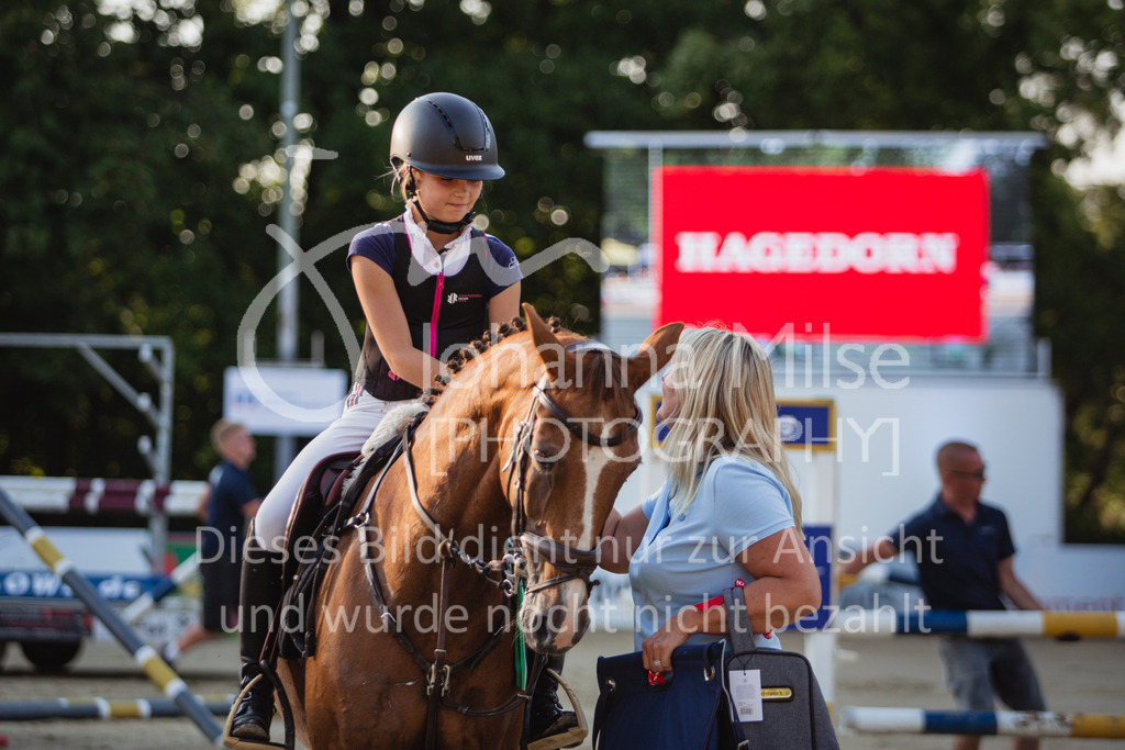 220825_Delbrueck_PonyTrophy-259 | Deine schönsten Turniermomente als professionelle Fotos! Entdecke hochwertige Pferdesport-Fotografie im Online-Shop. Jetzt Fotos finden & bestellen!