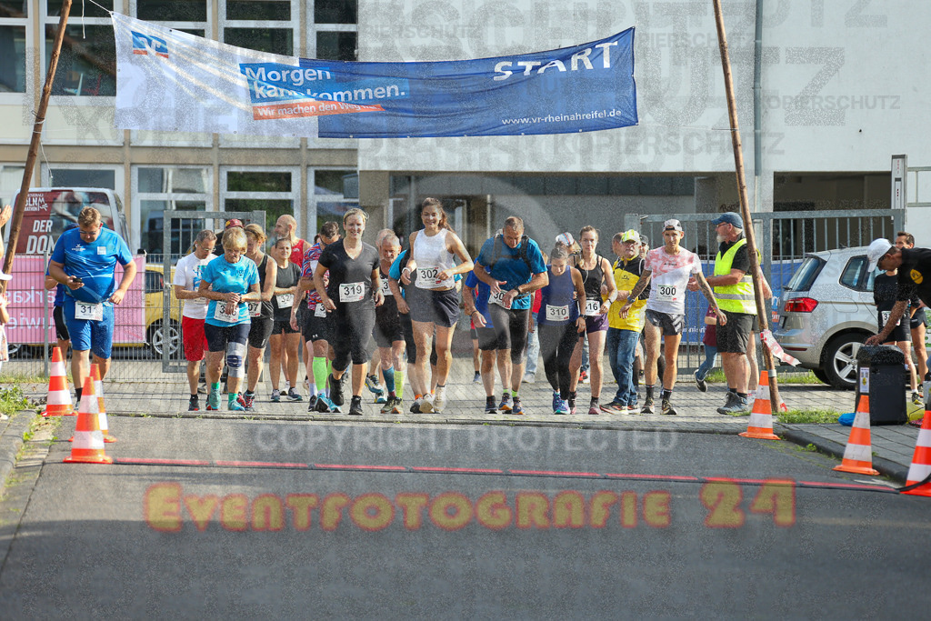 250801_1814_EX1_6536 | Sportfotografie im Rhein-Sieg Kreis, Köln, Bonn, NRW, Rheinland Pfalz, Hessen, etc. Unser Tätigkeitsfeld umfasst den Laufsport vom Volkslauf über den Marathon, Duathlon, Triathon bis zum Ultralauf wie Kölnpfad Ultra oder Schindertrail.