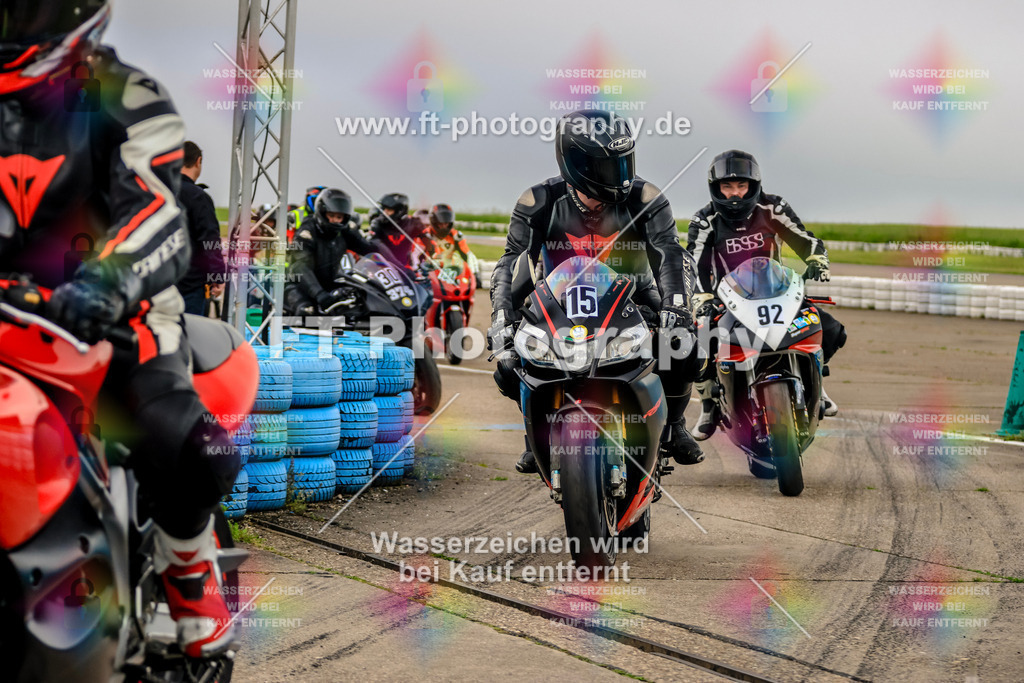 MotoTeam-7936 | Hier findet Ihr Bilder von Touristenfahrten auf der Nürburgring Nordschleife oder von anderen Veranstaltungen die ich besucht habe. Viel Spass beim Durch Schauen 