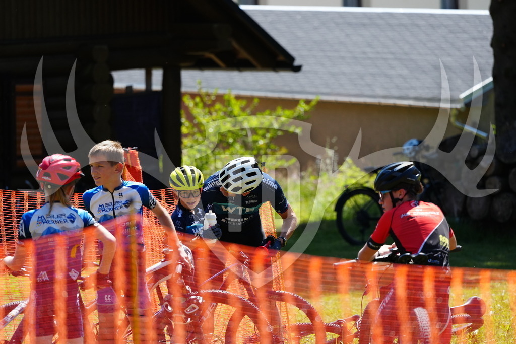 FC101356 | Fotogalerie der Treibjagd im Dunkelwald - Dein MTB Etappenrennen im Erzgebirge - Realisiert mit Pictrs.com