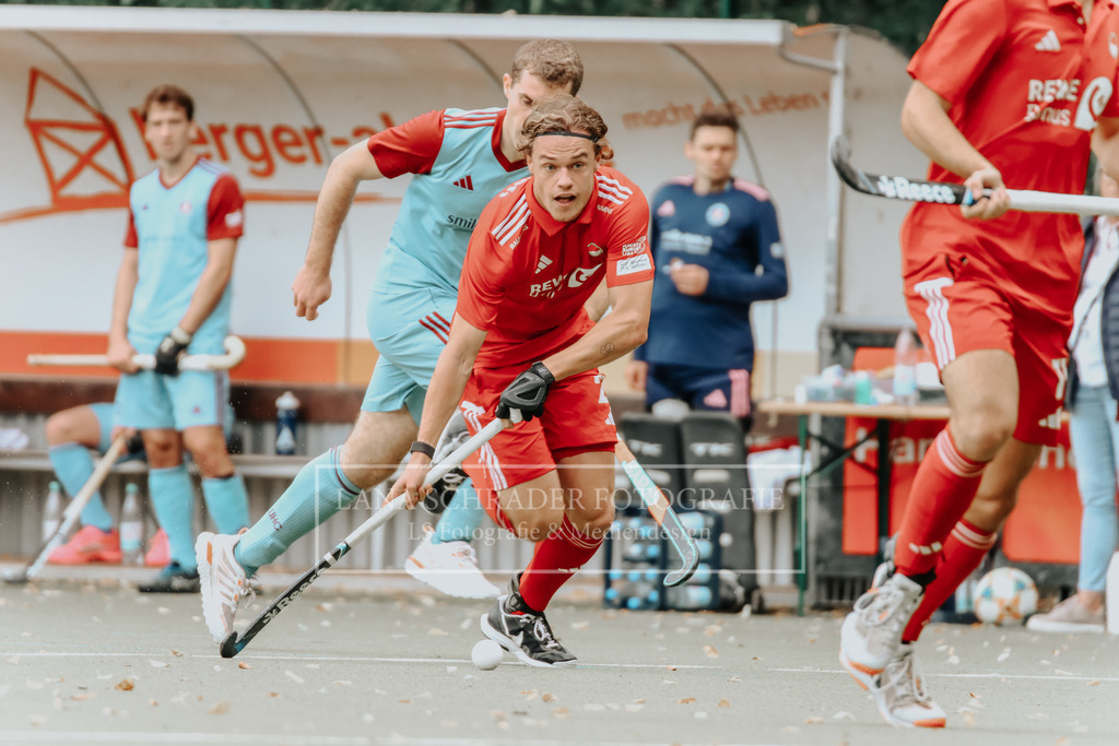 Herren_Bundesliga_02_F_RWK-UHC_21.09.25_Köln (222 von 471) | lanaschraderfotografie - Realisiert mit Pictrs.com