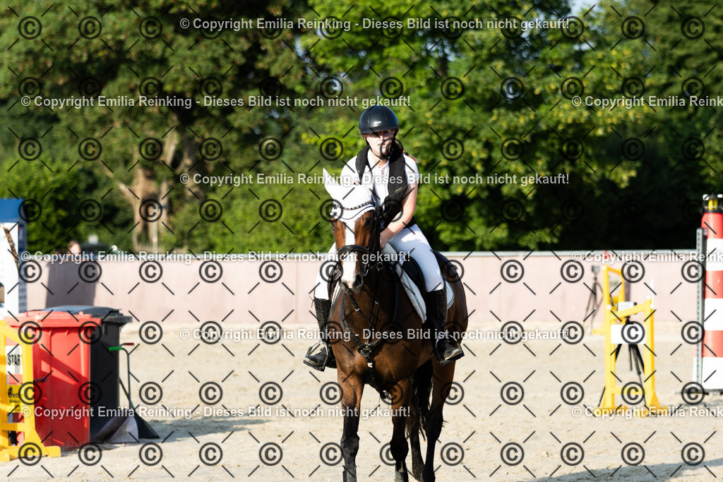 CL5A1468 | Emilia Reinking Fotografie - Realisiert mit Pictrs.com