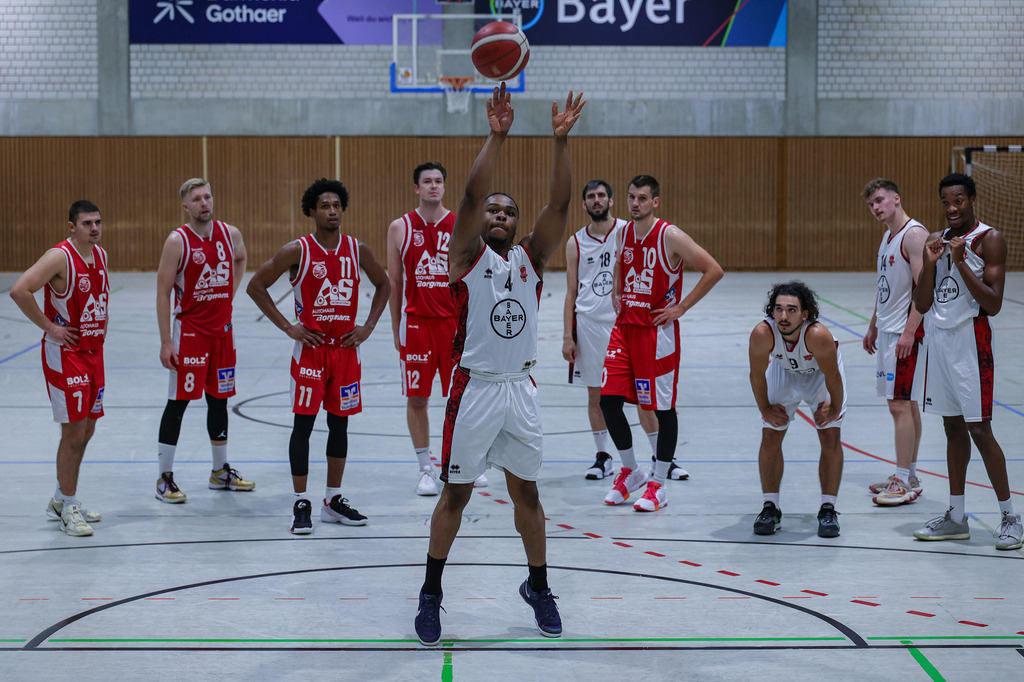 Regio Test BAYER GIANTS vs BSV Münsterland Baskets Wulfen-79 | Fotos von Basketballspielen aus dem Raum NRW fotografiert von Gero Mueller-Laschet und Daniel Schaefer - Realisiert mit Pictrs.com