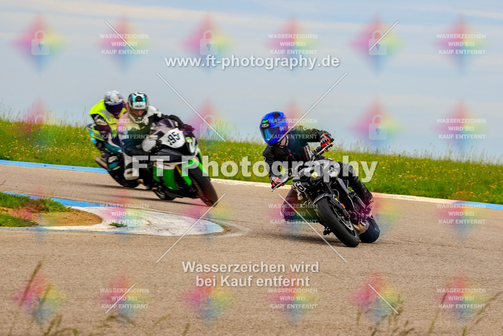 MotoTeam-2560 | Hier findet Ihr Bilder von Touristenfahrten auf der Nürburgring Nordschleife oder von anderen Veranstaltungen die ich besucht habe. Viel Spass beim Durch Schauen 