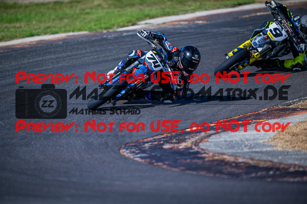 MaZZes_Fotomatrix_231015_8272 | S4