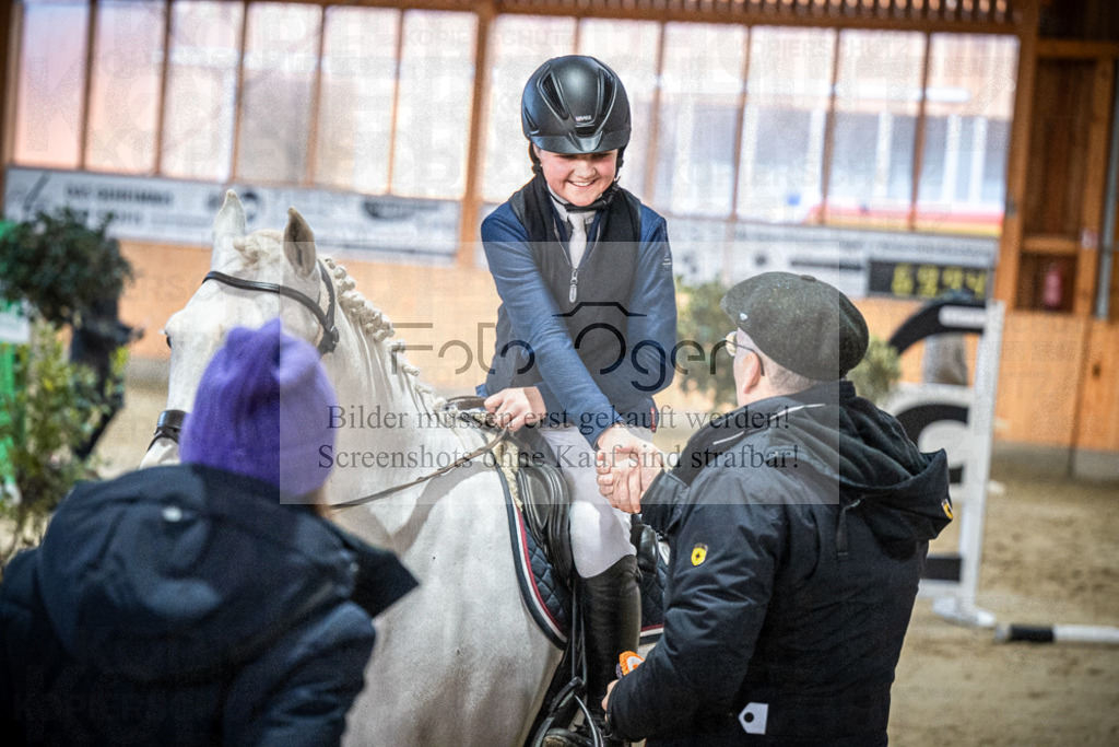 DOS_0004 | Entdecke hochwertige Reitturnierfotos von Foto Oger. Professionell, emotional und authentisch – jetzt Lieblingsmomente im Shop bestellen.Deutschlandweite Turnierfotografie. - Realisiert mit Pictrs.com