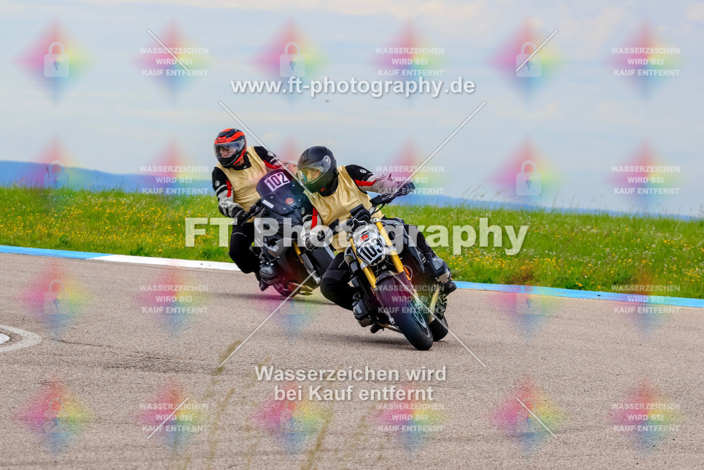 MotoTeam-3053 | Hier findet Ihr Bilder von Touristenfahrten auf der Nürburgring Nordschleife oder von anderen Veranstaltungen die ich besucht habe. Viel Spass beim Durch Schauen 