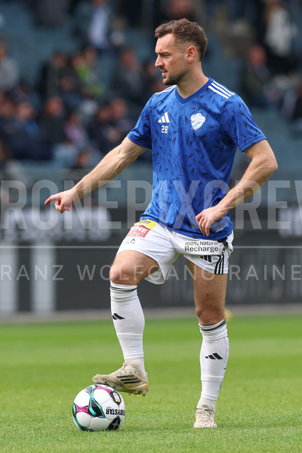 SK Puntigamer Sturm Graz vs TSV Egger Glas Hartberg – Championship Group    | Graz, Austria, 12.Apr.26 - SOCCER - ADMIRAL Bundesliga, SK Puntigamer Sturm Graz vs TSV Egger Glas Hartberg. The image shows Juergen Heil (Hartberg) during warm up.    