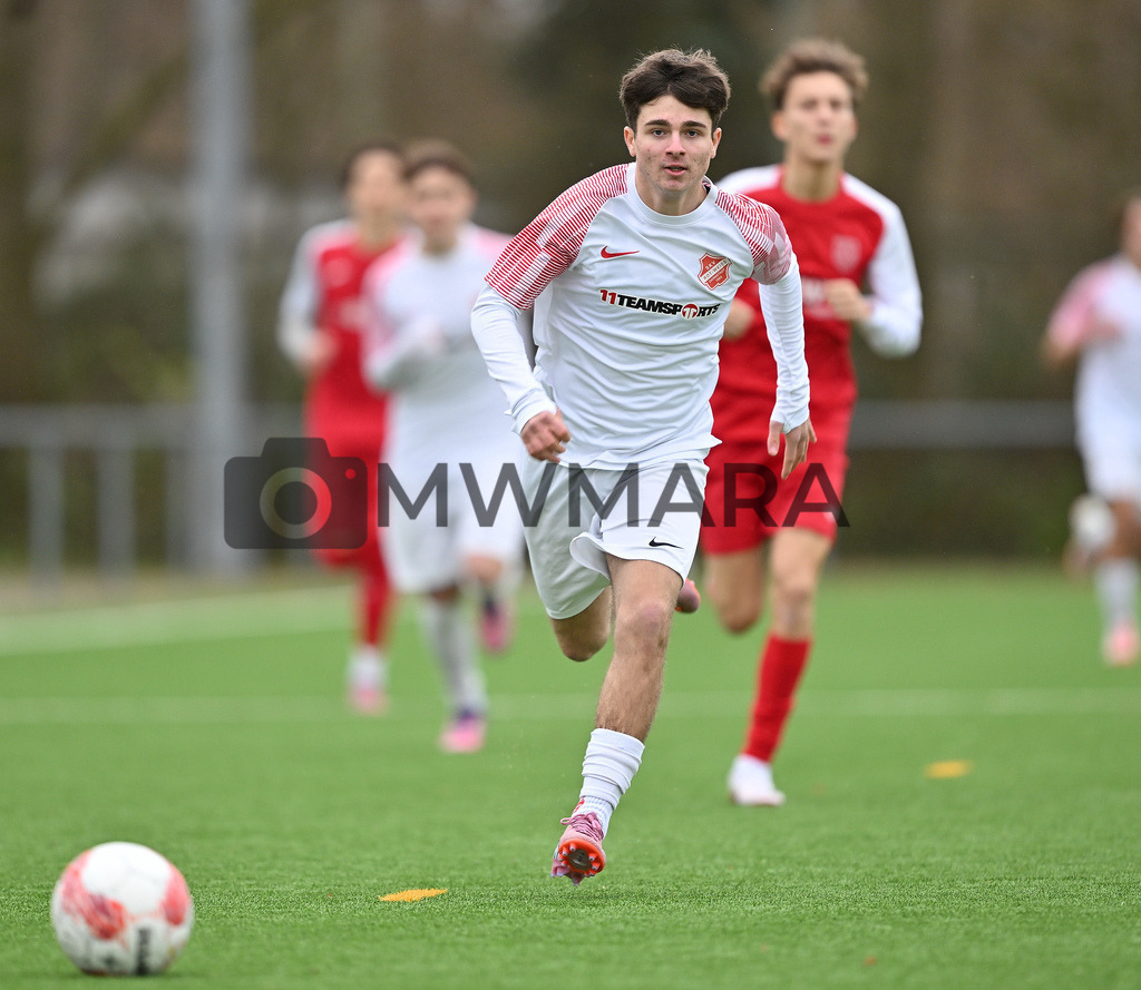 Fussball I Herren I Saison 2025-2026 I Bundesliga I 6. Spieltag I Eintracht Frankfurt - FC Bayern München  | MWMARA - Realisiert mit Pictrs.com