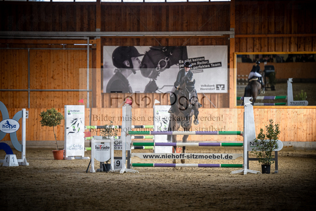 DOS_0903 | Entdecke hochwertige Reitturnierfotos von Foto Oger. Professionell, emotional und authentisch – jetzt Lieblingsmomente im Shop bestellen.Deutschlandweite Turnierfotografie. - Realisiert mit Pictrs.com