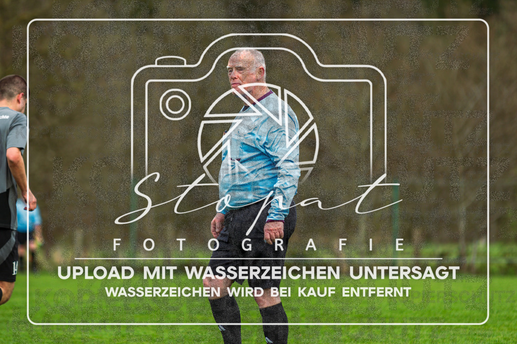 FGFSSCT-1032 | Siegfried Barz (Schiedsrichter) beim Herren Kreisliga HK Spiel zwischen FG Fulde-Stellichte und SC Tewel im Lehrdestadion, Stellichte (Simon Paul Stopat) - Realisiert mit Pictrs.com