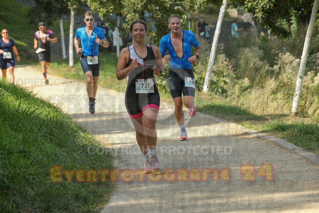 250824_1437_EX1_6886 | Sportfotografie im Rhein-Sieg Kreis, Köln, Bonn, NRW, Rheinland Pfalz, Hessen, etc. Unser Tätigkeitsfeld umfasst den Laufsport vom Volkslauf über den Marathon, Duathlon, Triathon bis zum Ultralauf wie Kölnpfad Ultra oder Schindertrail.