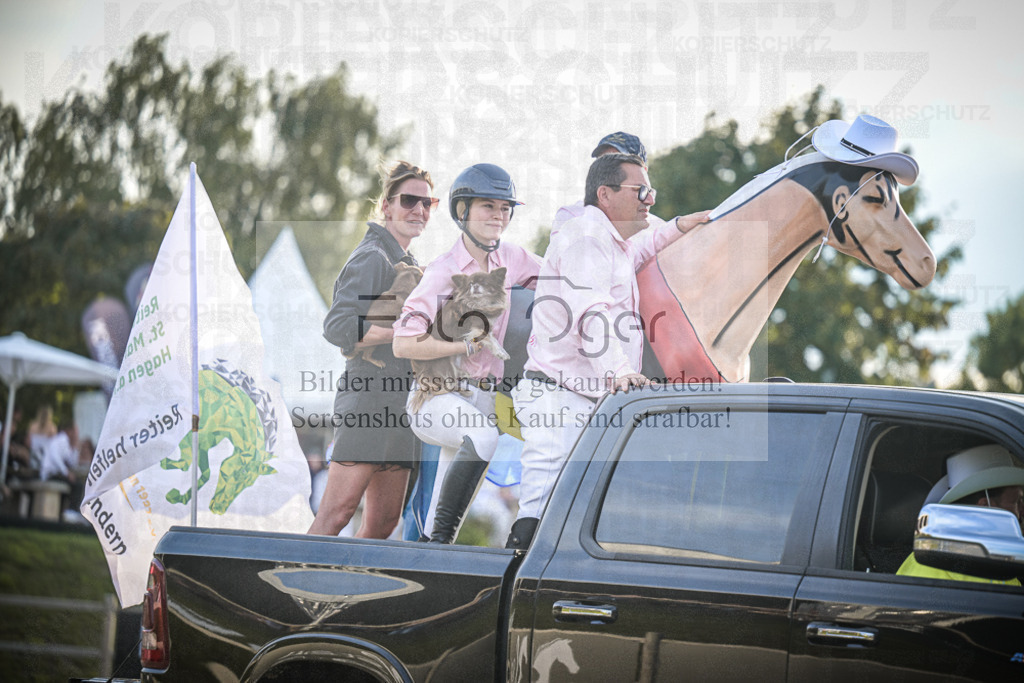 DOS_0157 | Entdecke hochwertige Reitturnierfotos von Foto Oger. Professionell, emotional und authentisch – jetzt Lieblingsmomente im Shop bestellen.Deutschlandweite Turnierfotografie. - Realisiert mit Pictrs.com