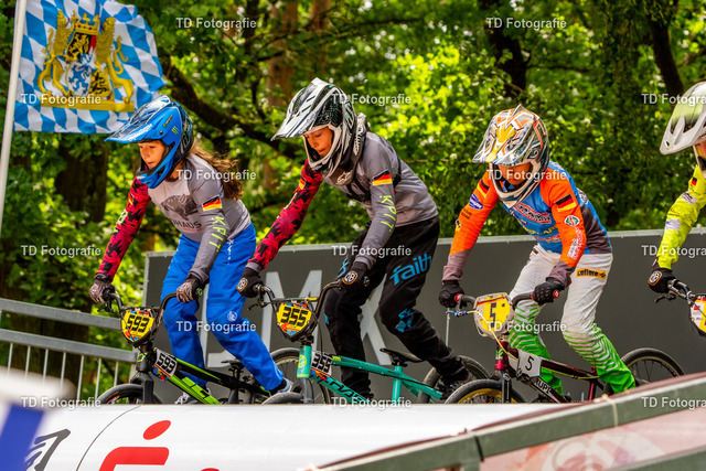 BayBMX2026-06352 | Fotogalerie von Thomas Dettweiler mit Eventbildern und lizenzfreien Fotos. Perfekt als Wandbild, für Büro, Website oder private Nutzung. - Realisiert mit Pictrs.com