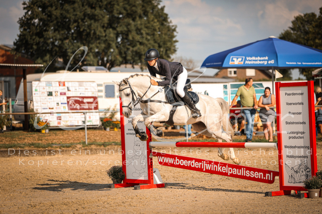 01.FrSpE00332 | Leoni Ertmer Photography - Realisiert mit Pictrs.com