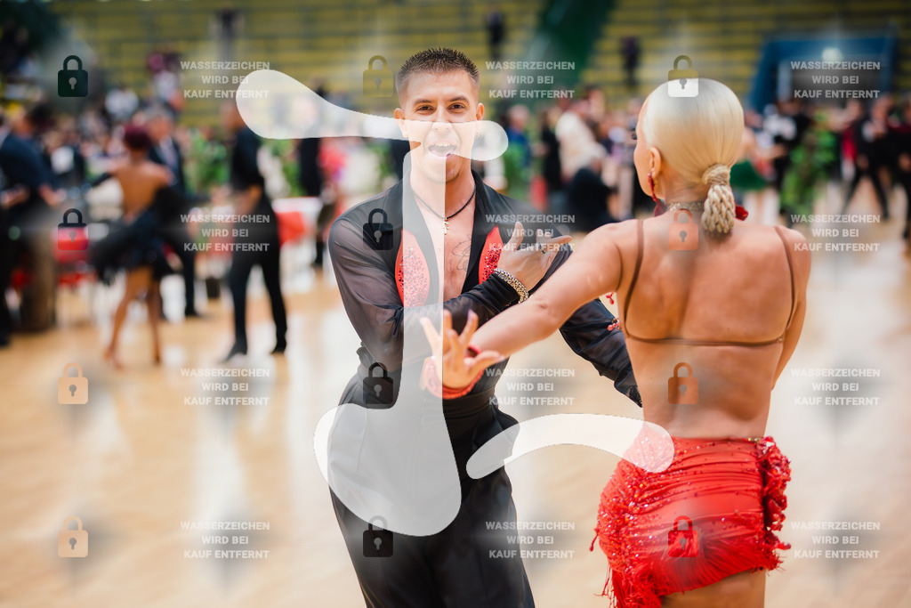 Hessen Tanzt WDSF International Open Latin 28th (59) Mikita Senin _ Michele Mühlig (Bielefelder TC Metropol)-2025-05-18-2888 | Webshop for digital downloads and prints of dance sport, event & show photographer Julian Link - Realisiert mit Pictrs.com