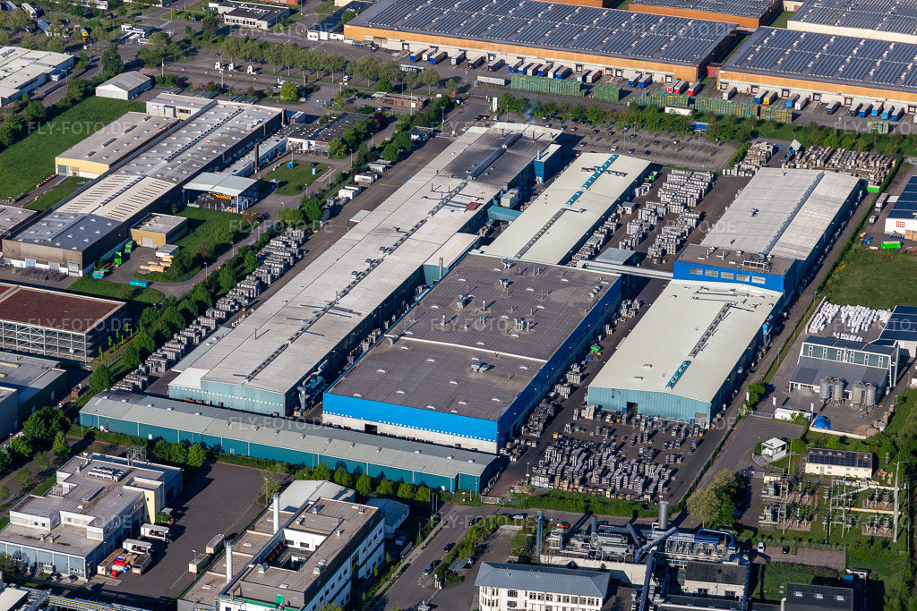 Luftbild: Ronal GmbH in Landau in der Pfalz im Bundesland Rheinland-Pfalz in Deutschland.Foto: IMG_131340.jpg vom 07.05.2022 durch Werner Riehm/FLY-FOTO.deAuflösung des Originals: 5328 x 3552 pxRONAL GROUP | Great Passion for Great Wheels