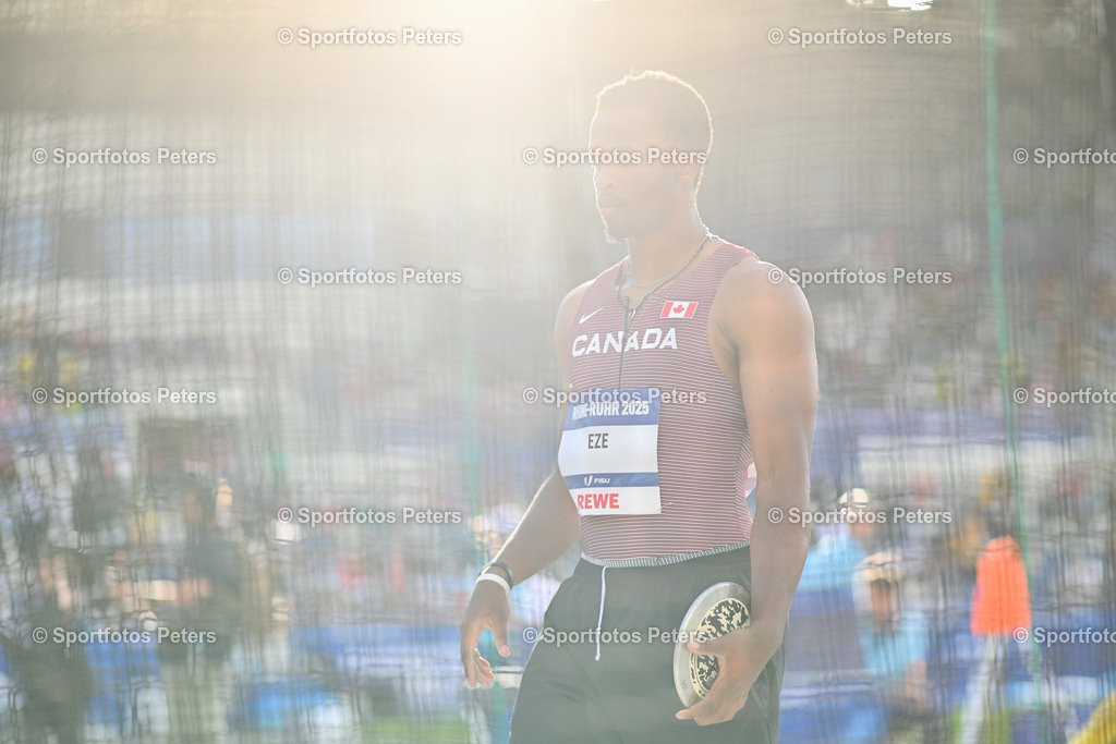 KP1_7709_1 | 21.07.2025, xkaix, Leichtathletik, FISU World University Games 2025 v.l. Wesley Eze (Kanada) - Realisiert mit Pictrs.com