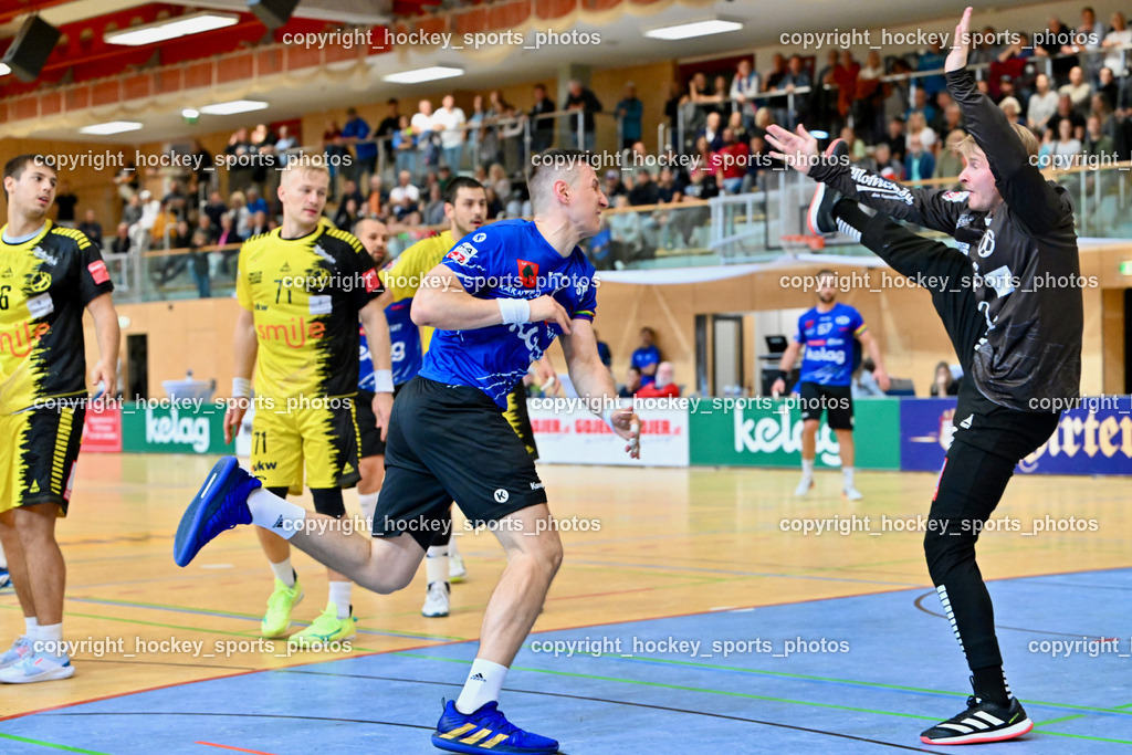 SC Ferlach vs. Bregenz Handball | #10 Perkusic Toni SC Ferlach, #16 HÄUSLE Ralf Patrick Bregenz Handball, SC Ferlach vs. Bregenz Handball, SC Ferlach vs. Bregenz Handball am 28.09.2024 in Ferlach (Ballspielhalle Ferlach), Austria, (Photo by Bernd Stefan)