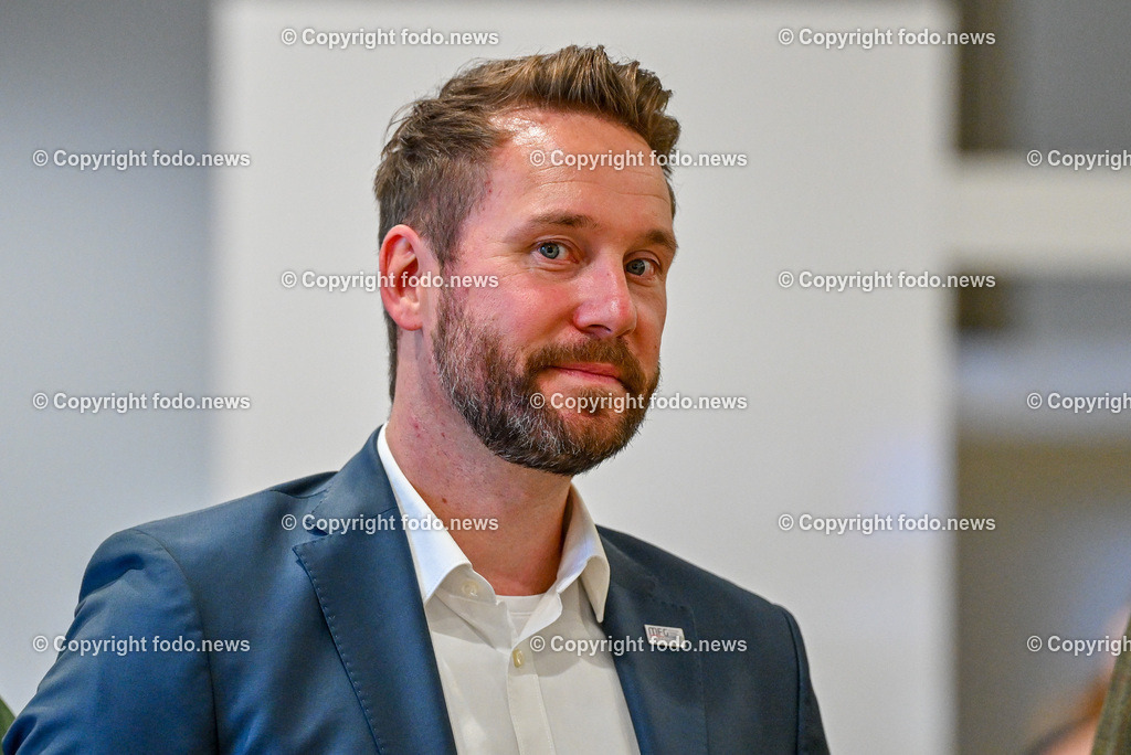 Pressewahldienst Linz zur Nationalratswahl 2024_ 29.09.2024-27 | 29.09.2024, Ursulinenhof Linz AUT, Nationalratswahl 2024, Pressewahldienst im Bild Manuel Krautgartner (MFG, Klubobmann)
