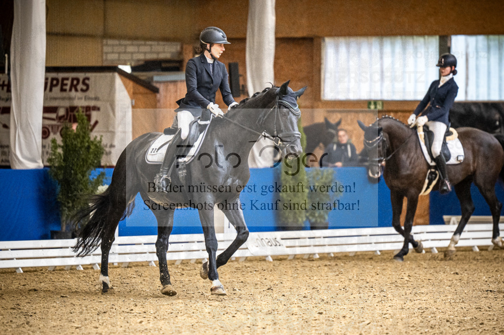 DOS_2745 | Entdecke hochwertige Reitturnierfotos von Foto Oger. Professionell, emotional und authentisch – jetzt Lieblingsmomente im Shop bestellen.Deutschlandweite Turnierfotografie. - Realisiert mit Pictrs.com