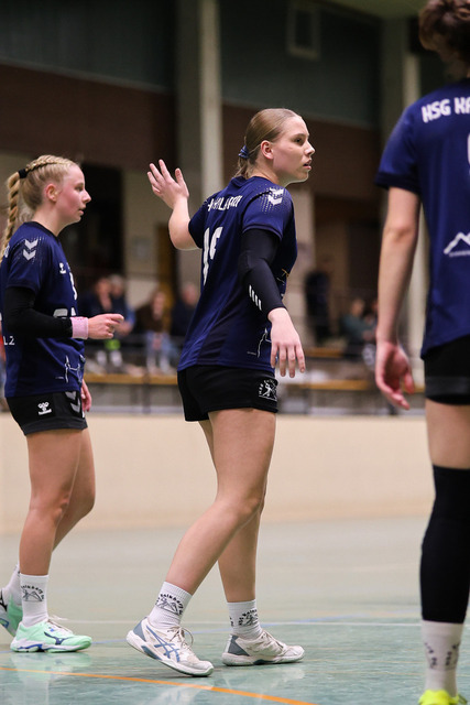 Handball I Damen I Saison 2025-2026 I Verbandsliga Süd I HSG Kalkberg 06 - MTV Dänischenhagen I 14.12.2025.80 | Hannah Zickermann (15, HSG Kalkberg 06) - Realisiert mit Pictrs.com