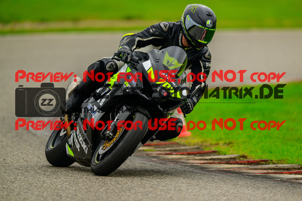 MaZZes_Fotomatrix_20241003_6007705_1734 | ROT