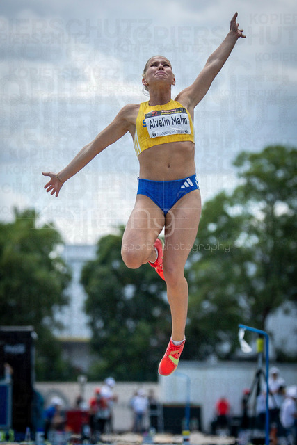 Juniorengala 2026; Mannheim, 14.06.2026 | MANNHEIM, GERMANY - JUNE 14, 2026 : Malm Ella Alvelin (SWE/Sweden) competing in the women’s long jump during the Juniorengala 2026 at Michael-Hoffmann-Stadion on June 14, 2026 in Mannheim, Germany.