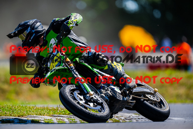 MaZZes_FotoMatrix_220703_9606 | S2