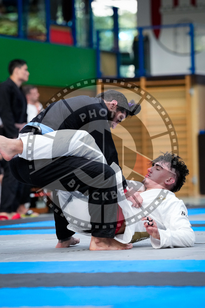 20250920PBB2110 | Athletes compete during the AJP Tour Hamburg International Jiu-Jitsu Championship, on September 20, 2025 in Hamburg, Germany. © Chiara Dazi / photoblackbelt