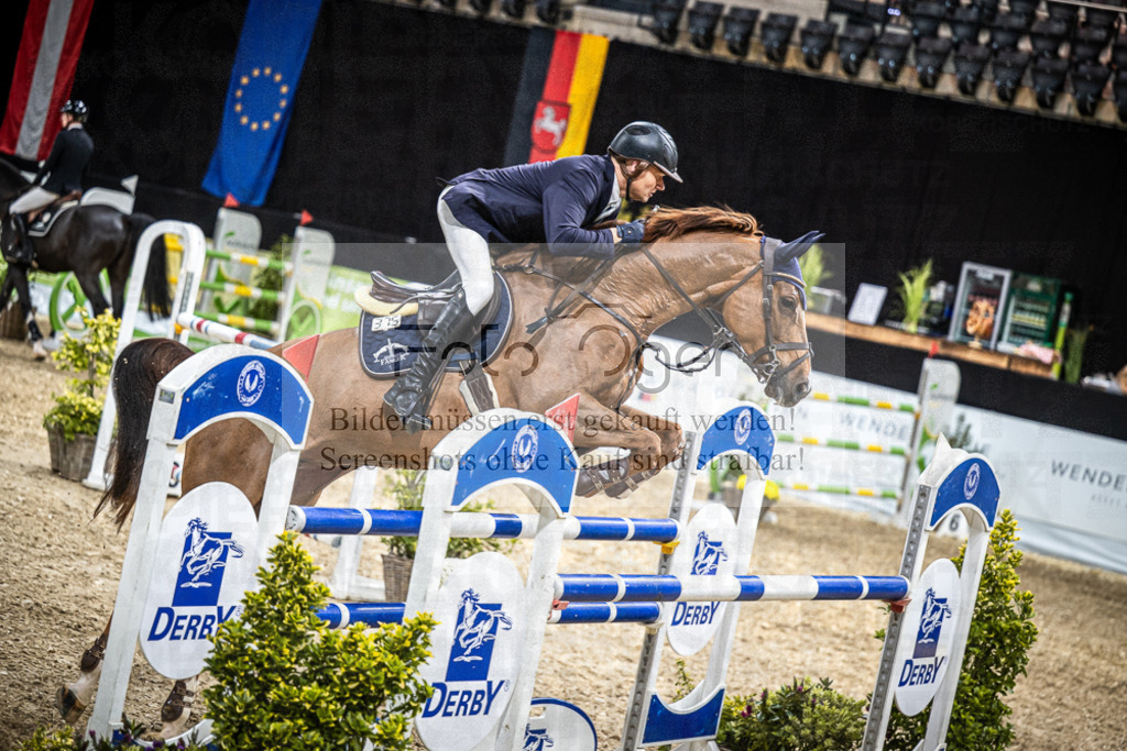 DOS_1915 | Entdecke hochwertige Reitturnierfotos von Foto Oger. Professionell, emotional und authentisch – jetzt Lieblingsmomente im Shop bestellen.Deutschlandweite Turnierfotografie. - Realisiert mit Pictrs.com