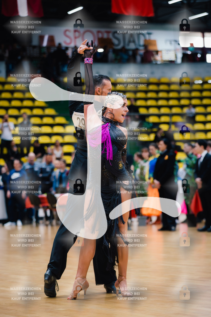 Hessen Tanzt WDSF International Open Latin 5th (29) Vinzenz Dörlitz _ Albena Daskalova (TD TSC Düsseldorf Rot-Weiß)-2025-05-18-5362 | Webshop for digital downloads and prints of dance sport, event & show photographer Julian Link - Realisiert mit Pictrs.com