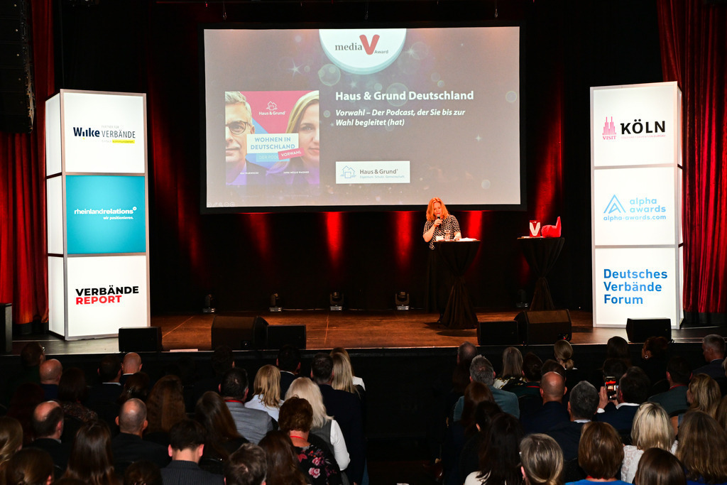 0240Media_V_Award_2025_Foto_Stefan_Wernz | Fotograf Köln - Realisiert mit Pictrs.com