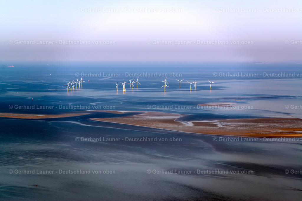 3800878 | Windpark in der Außenweser