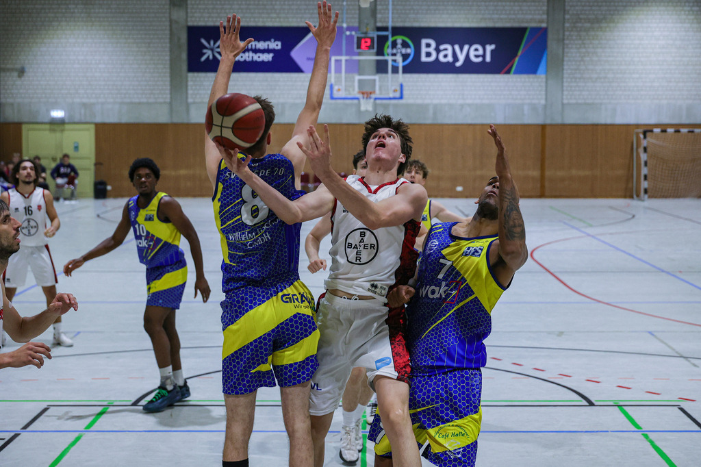 Regio BAYER GIANTS vs SV Haspe 70-68 | Fotos von Basketballspielen aus dem Raum NRW fotografiert von Gero Mueller-Laschet und Daniel Schaefer - Realized with Pictrs.com