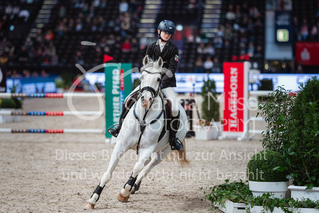 240119_Leipzig_PonyTrophy-638 | Deine schönsten Turniermomente als professionelle Fotos! Entdecke hochwertige Pferdesport-Fotografie im Online-Shop. Jetzt Fotos finden & bestellen!