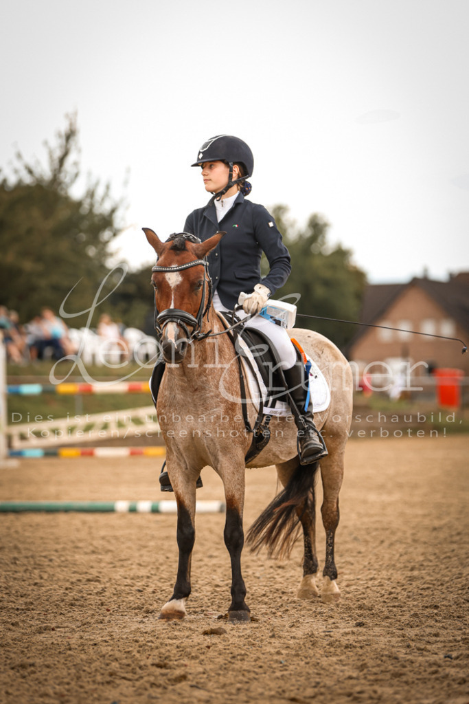 02.SoRWB00095 | Leoni Ertmer Photography - Realisiert mit Pictrs.com