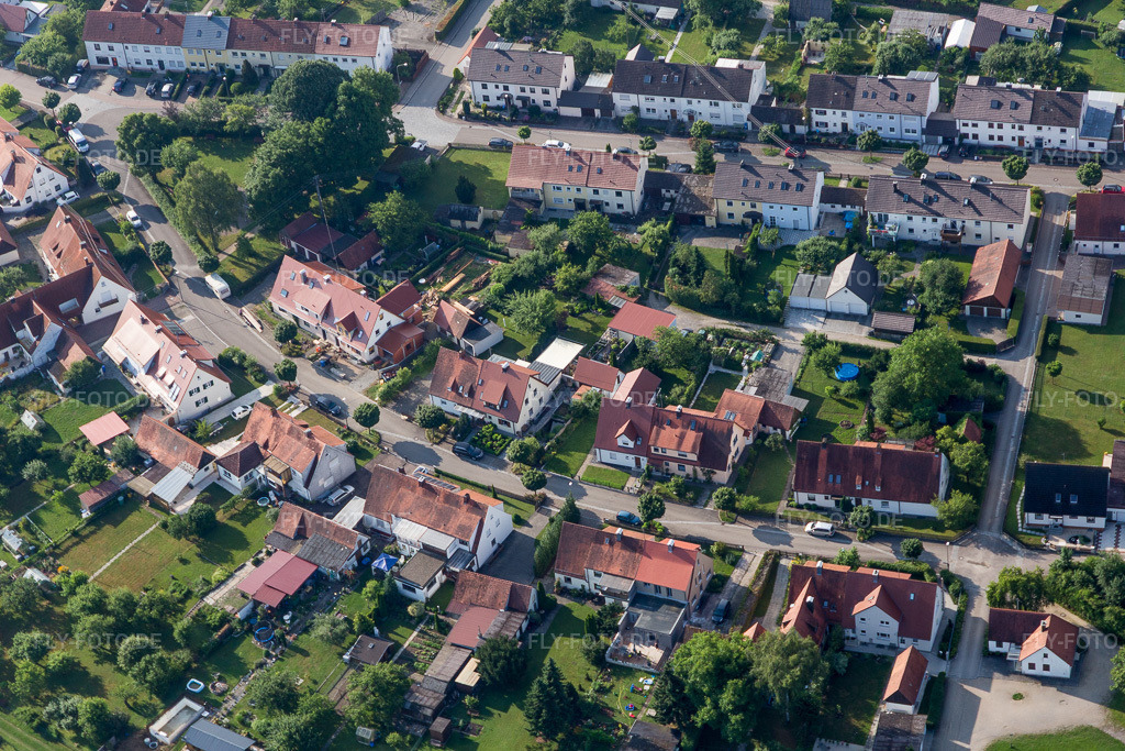 Luftbild: Riedlingen, Rambergsiedlung im Ortsteil Riedlingen in Donauwörth im Bundesland Bayern in Deutschland. Foto: IMG_101676.jpg vom 08.07.2017 durch Werner Riehm/FLY-FOTO.de