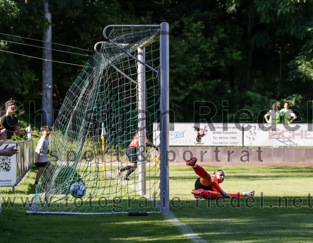 2023-09-16_069_FC_Forstern_gegen_VfL_Sindelfingen_Ladies_I | Forstern, Deutschland, 16.09.2023:
Fußball, B-Juniorinnen-Bundesliga Süd 2023 / 2024, 2. Spieltag, FC Forstern gegen VfL Sindelfingen Ladies I, Endergebnis: 4:1

Torfrau Rosanna Schmauder (VfL Sindelfingen Ladies I, #1)

Foto: Christian Riedel / fotografie-riedel.net
