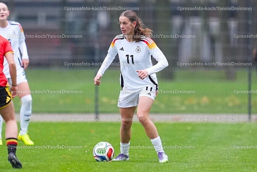 xYDRx26112501071 | 26.11.2025, xydrx, Fußball, Länderspiel, EM-Qualifikation U19-Frauen, Belgien - Deutschland, Sportschule Wedau: Leni Eggert (GER #11)